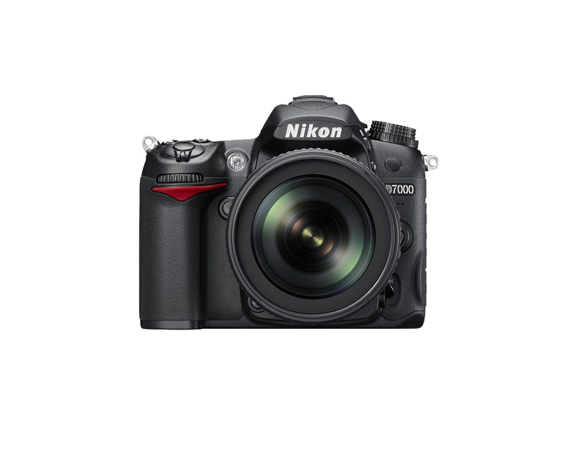 دوربین نیکون D7000  (دست دوم)