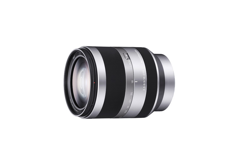 لنز SONY E 18-200mm f/3.5-6.3 OSS