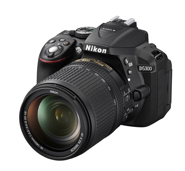 دوربین نیکون D5300 + 18-140mm VR
