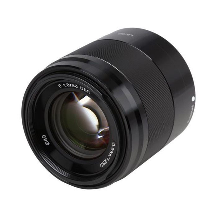 لنز SONY E 50mm f/1.8 OSS (دست دوم)