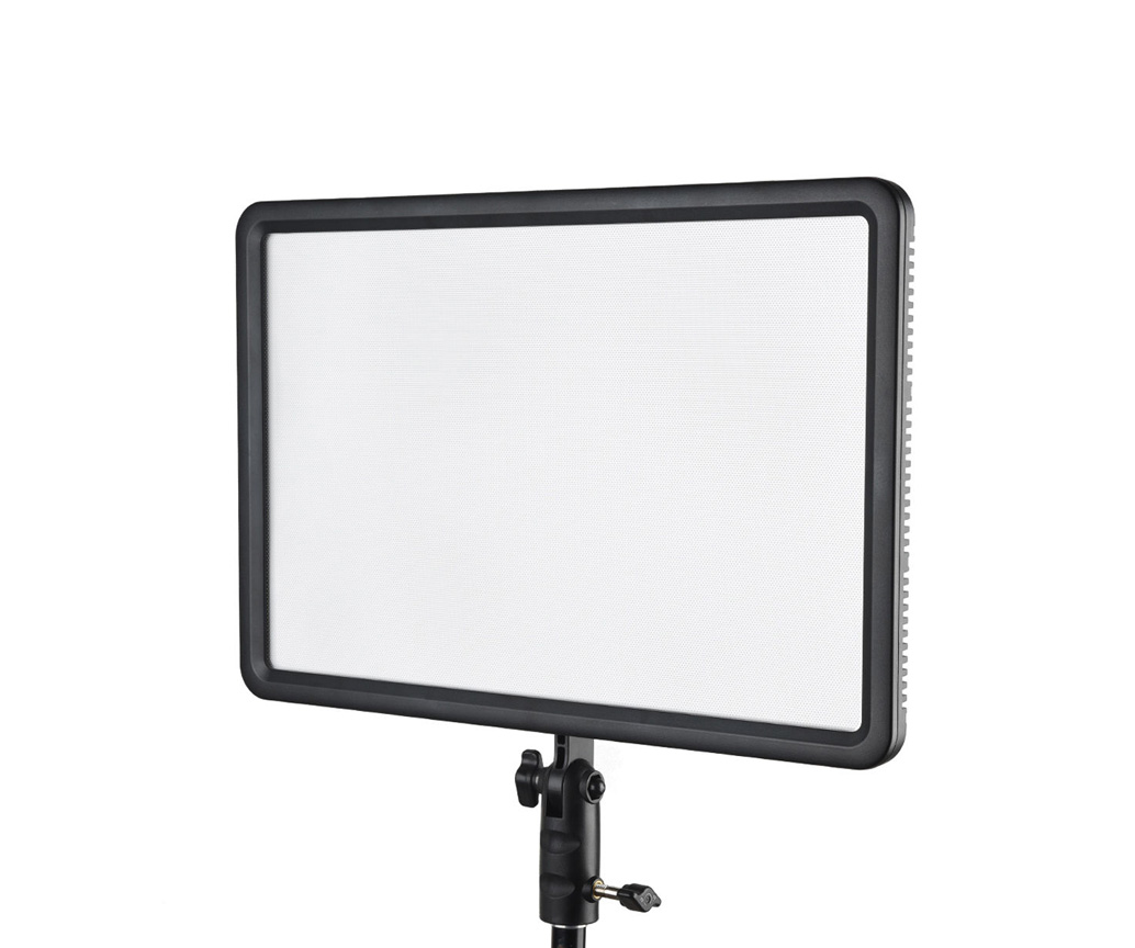 پروژکتور گودکس LED P 260C (دارای ریموت)