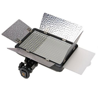 نور ثابت Godox LED308C II دارای باتری (دست دوم)
