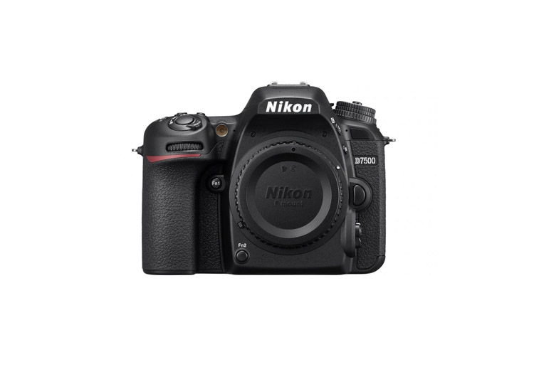 Nikon D7500 18-55 AF-P کارکرده
