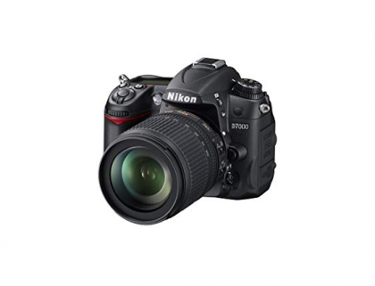 دوربین نیکون D7000 + 18-105mm (دست دوم)