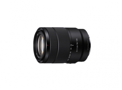 لنز SONY E 18-135mm f/3.5-5.6 OSS